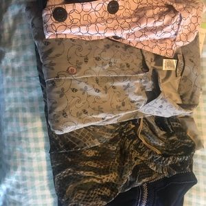 4 tops 1x (18-20) in very good condition!